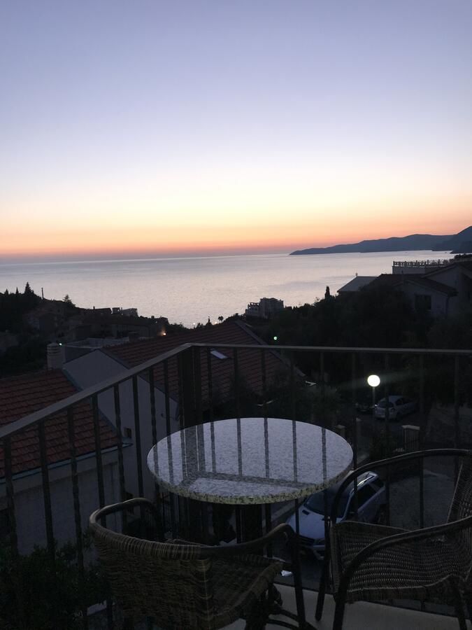 Апарт-отели REZEVICI BOUTIQUE VILLA Петровац
