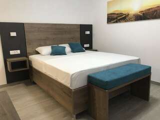 Апарт-отели REZEVICI BOUTIQUE VILLA Петровац Двухместный номер с 1 кроватью и балконом, вид на море-2